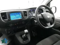Used Vauxhall Vivaro Edition 100 HP (73 kW) 2023 White MPV