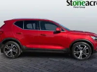 Used Volvo XC40 Inscription 197 HP (144 kW) 2021 Red SUV