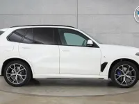 Gebraucht BMW X5 M Sport 482 PS (354 kW) 2025 Weiß SUV