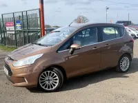 Used Ford B-MAX Titanium 95 HP (69 kW) 2013 Gold MPV