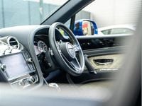 Used Bentley Bentayga 542 HP (398 kW) 2019 Blue SUV