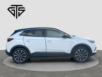 Used Vauxhall Grandland X Business Edition 225 HP (165 kW) 2020 White SUV