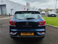 Begagnad Renault Kadjar Play 115 HK (84 kW) 2019 Blå SUV