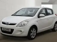Used Hyundai i20 Comfort 2012 White Hatchback