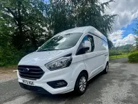 Used Ford Transit Custom Limited 130 HP (95 kW) 2022 White Van
