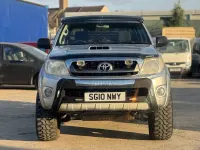 Used Toyota HiLux 144 HP (105 kW) 2010 Silver Pickup