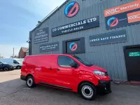 Used Vauxhall Vivaro 100 kW (136 HP) 2025 Red MPV