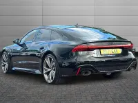 Usado Audi RS7 Comfort 600 CV (441 kW) 2021 Negro Utilitario