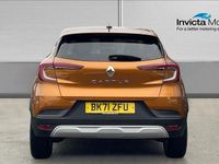 Used Renault Captur Iconic 91 HP (66 kW) 2021 Orange SUV