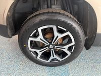 Used Dacia Duster Prestige 115 HP (84 kW) 2018 Beige Hatchback