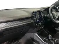 Used Volvo XC40 R-Design 258 HP (189 kW) 2022 Black SUV