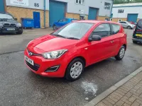 Used Hyundai i20 Classic 86 HP (63 kW) 2013 Red Hatchback