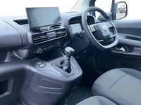 New Citroën Berlingo 102 HP (75 kW) 2025 White MPV