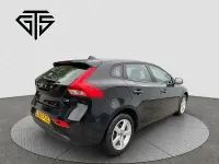 Used Volvo V40 120 HP (88 kW) 2015 Black Hatchback