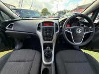 Used Vauxhall Astra 115 HP (84 kW) 2012 Brown Hatchback