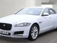 Used Jaguar XF Prestige 200 HP (147 kW) 2017 White Sedan