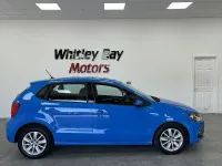 Used VW Polo SE 90 HP (66 kW) 2015 Blue Hatchback