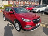 Used Vauxhall Grandland X Business Edition 130 HP (95 kW) 2019 Red SUV