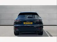 Used Porsche Cayenne 456 HP (335 kW) 2021 Black SUV
