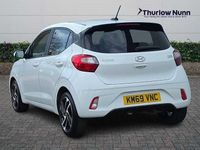 Used Hyundai i10 Premium 67 HP (49 kW) 2020 White Hatchback