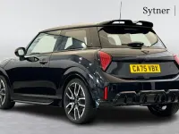 Used Mini Cooper Hatch 113 kW (154 HP) 2025 Black Hatchback