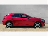 Used Mazda 3 Inclusive 121 HP (88 kW) 2018 Red Hatchback