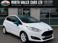 Used Ford Fiesta Zetec 82 HP (60 kW) 2017 White Hatchback