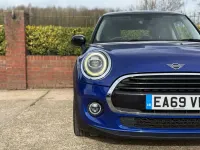 Begagnad Mini Cooper Classic 2019 Blå Halvkombi