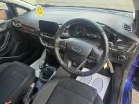 Used Ford Fiesta Zetec 70 HP (51 kW) 2017 Blue Hatchback