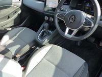 Begagnad Renault Clio V Evolution 143 HK (105 kW) 2025 Halvkombi