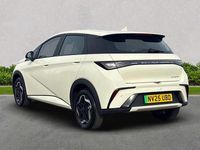 Used BYD Dolphin Active 69 kW (95 HP) 2025 White Hatchback
