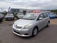 Used Toyota Verso T2 132 HP (97 kW) 2010 Silver MPV