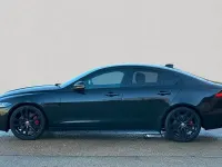 Usado Jaguar XE R-Dynamic 204 HP (150 kW) 2021 Preto Sedan