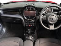 Used Mini Cooper Classic 134 HP (98 kW) 2022 Red Hatchback