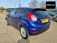 Used Ford Fiesta Titanium 100 HP (73 kW) 2017 Blue Hatchback