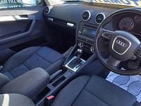 Used Audi A3 Sportback Sport 200 HP (147 kW) 2012 Silver Hatchback