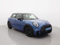 Usado Mini Cooper Premium 134 CV (98 kW) 2023 Azul Utilitario