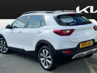 Used Kia Stonic 101 HP (74 kW) 2023 White SUV