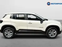 Begagnad Jeep Avenger Altitude 2025 Vit SUV