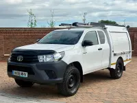 Used Toyota HiLux Active 150 HP (110 kW) 2018 White Pickup