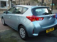 Used Toyota Auris Active 2013 Blue Hatchback