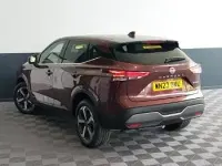 Used Nissan Qashqai N-Connecta 190 HP (139 kW) 2023 Red SUV