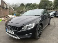 Used Volvo V60 CC 190 HP (139 kW) 2017 Black Estate