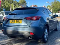 Used Mazda 3 105 HP (77 kW) 2016 Blue Hatchback