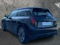 Used Mini Cooper Hatch 133 kW (181 HP) 2024 Black Hatchback