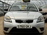 Used Kia Rio 2010 Silver Hatchback