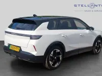 Second-hand Vauxhall Grandland Ultimate 154 kW (210 CP) 2025 Alb SUV