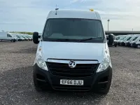 Used Vauxhall Movano 130 HP (95 kW) 2016 White MPV