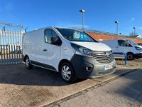 Used Vauxhall Vivaro 115 HP (84 kW) 2016 White MPV