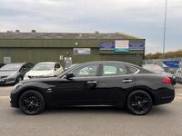 Used Infiniti Q70 359 HP (264 kW) 2015 Black Sedan
